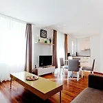 Luxury By Livingdowntown Διαμέρισμα *