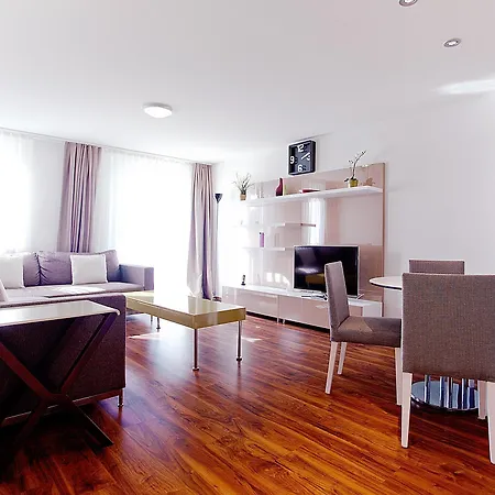Luxury By Livingdowntown *